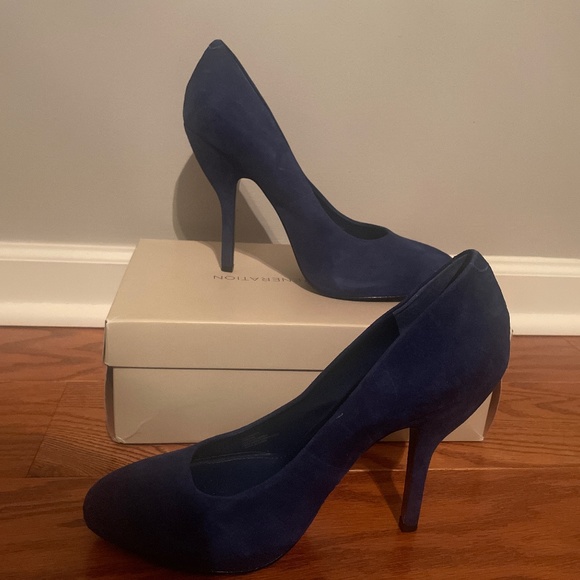 Blue Pumps - Picture 1 of 5